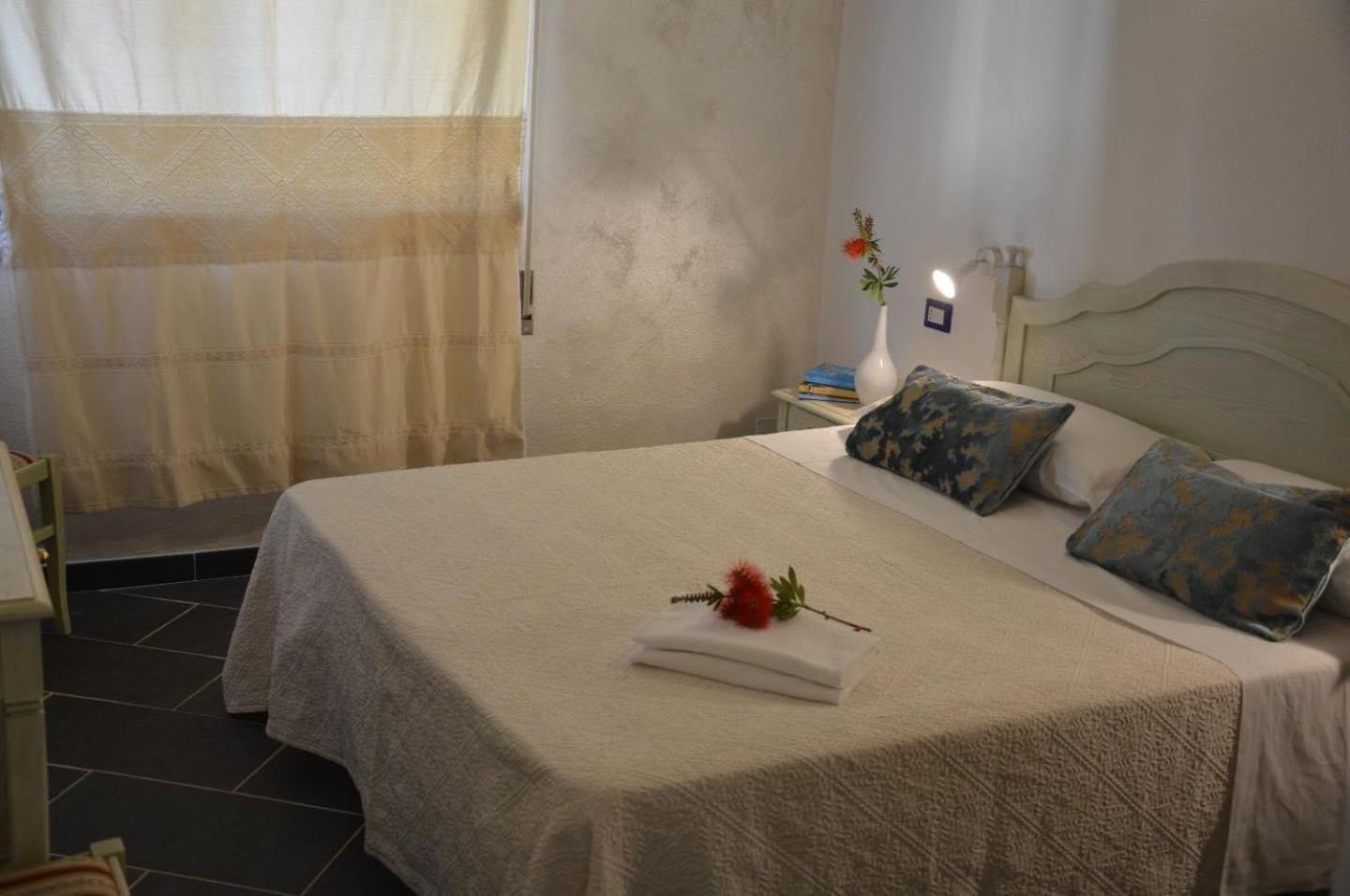 Hotel Solanas 47/63