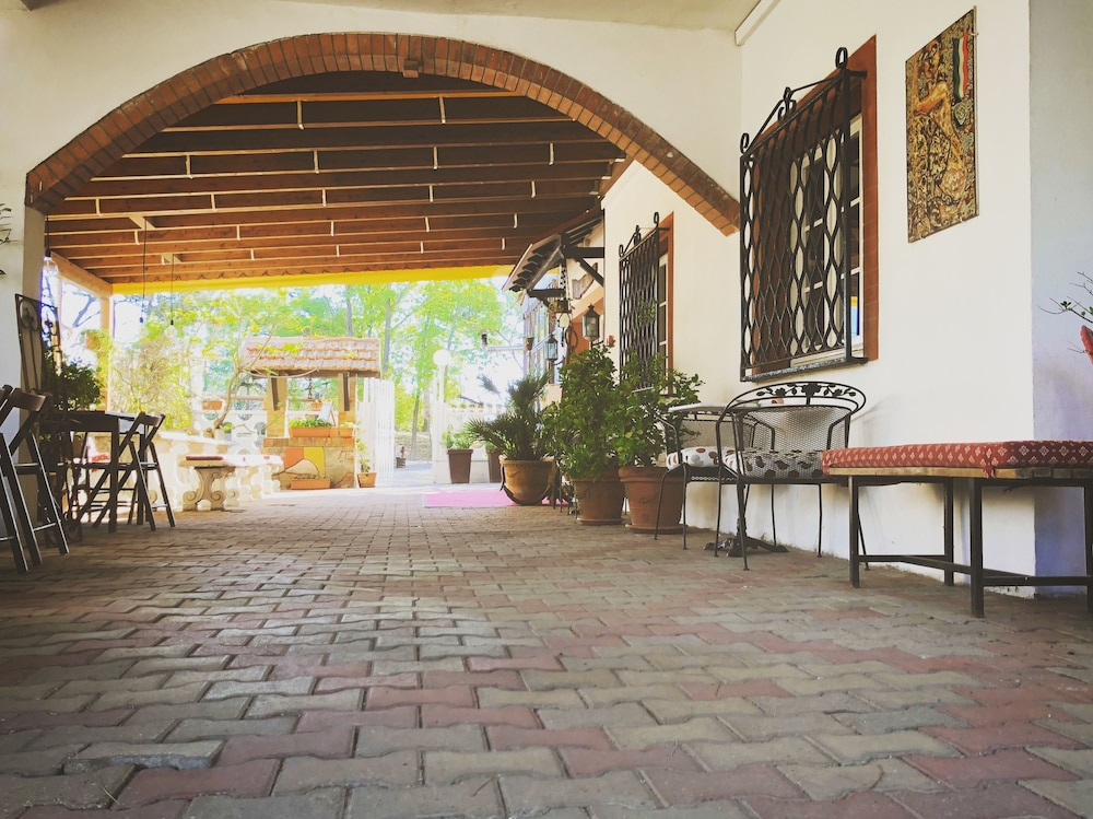 Hotel La Villa 41/49