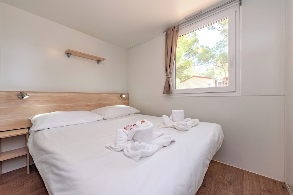 Camping Paklenica - Mobile Homes 15/55