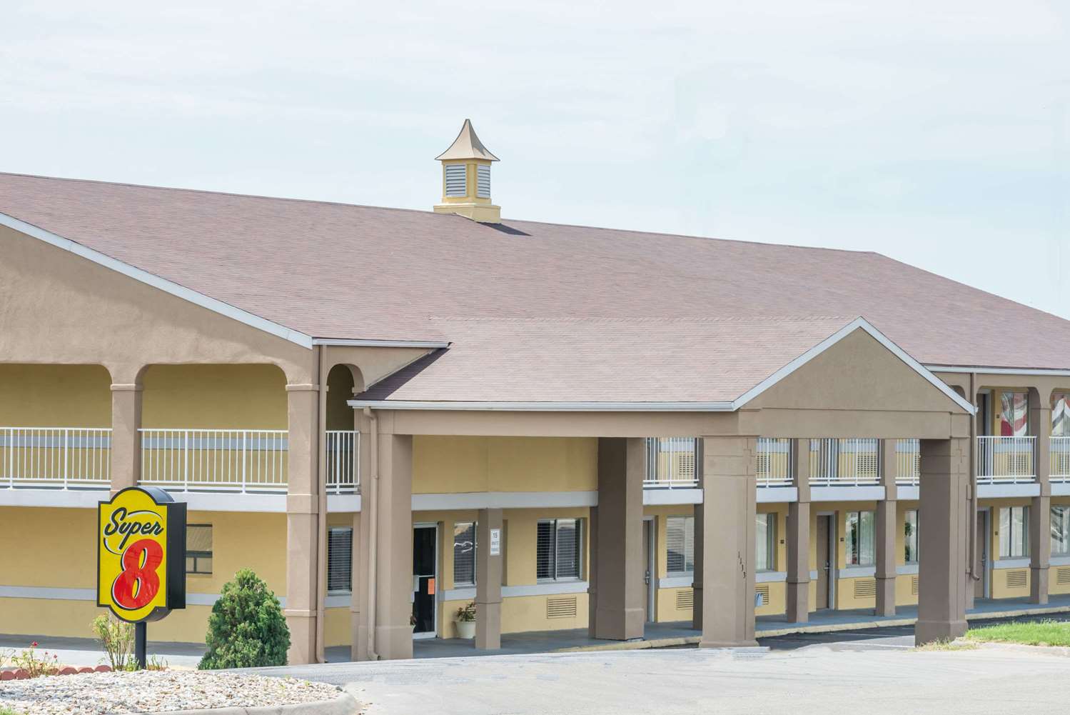 Red Lion Inn & Suites Junction City 1/29