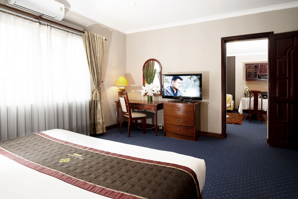 Grand Hotel 28/55