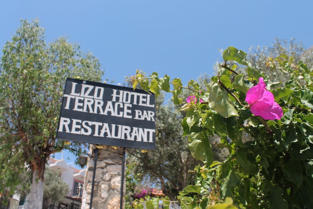 Lizo Hotel 5/38