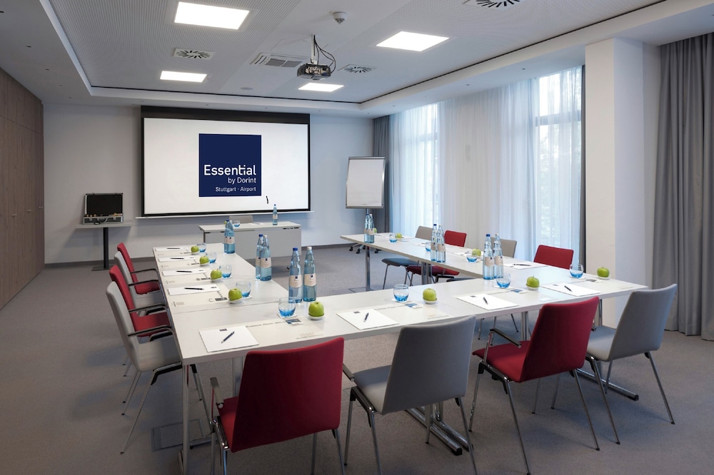 Essential by Dorint Stuttgart-Airport 35/42