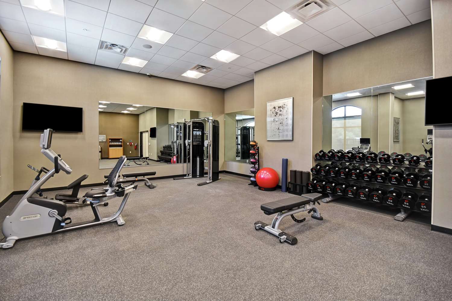 Homewood Suites By Hilton Greenville Downtown Sc 27/48