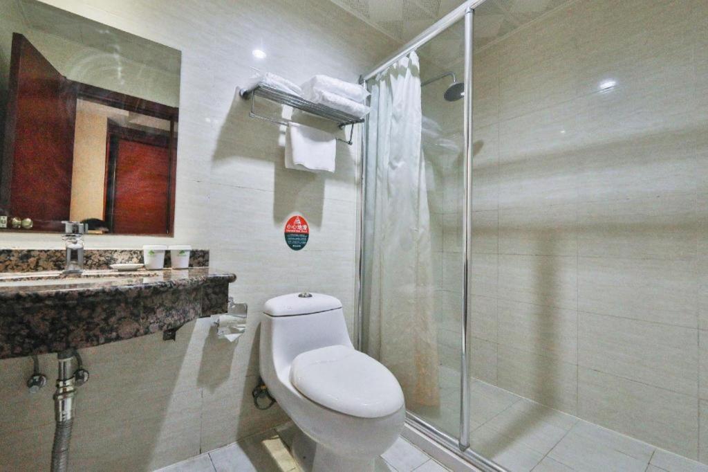 GreenTree Inn Beijing Daxing Xingye Street Liyuan Business Hotel 40/49