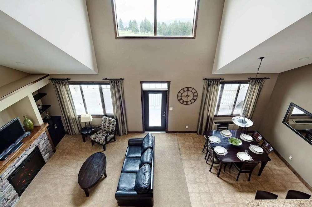 Bighorn Meadows Resort 36/68