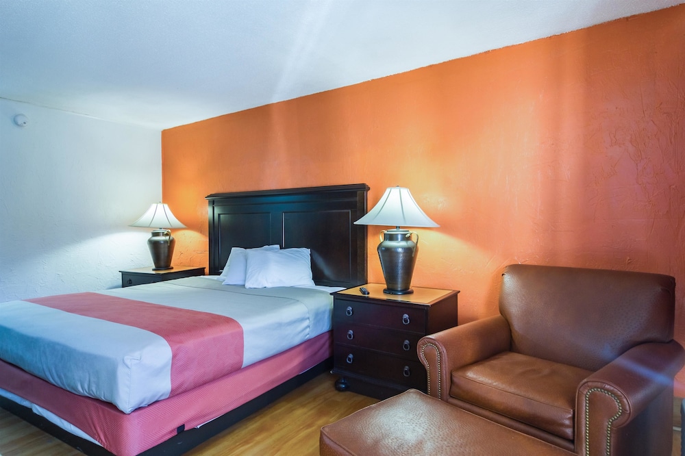 Motel6 Townsend, GA 30/55
