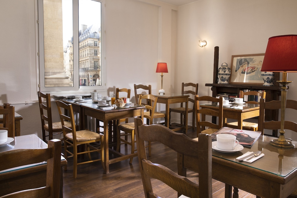 HOTEL LONDRES SAINT HONORE 31/38