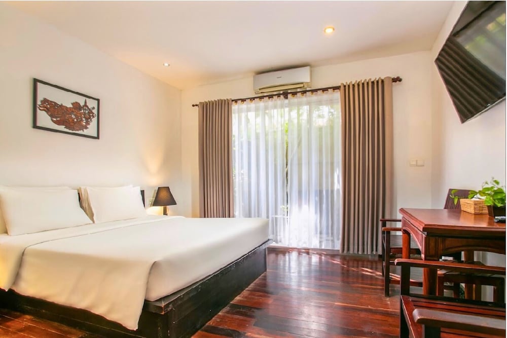 Apsara Centrepole Hotel 14/74