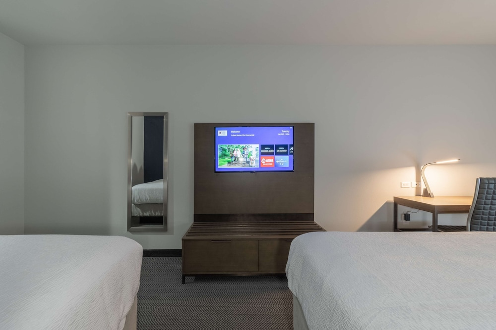 Best Western Plus Tacoma Hotel 23/50