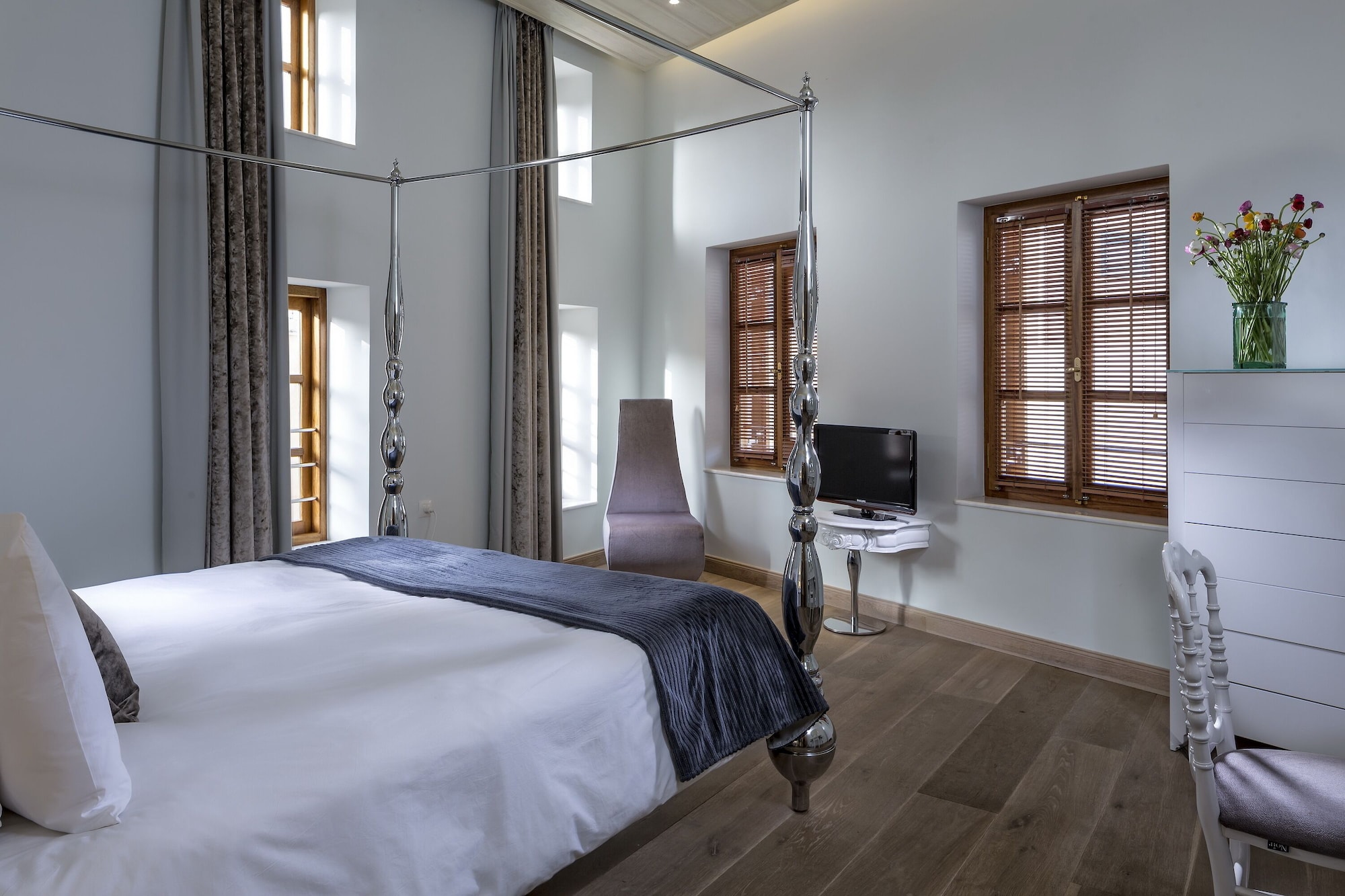 Penthouse Suite, Queen Bed, Sea View, 2 Sofa, Terrace، Casa Delfino Suites 3/6