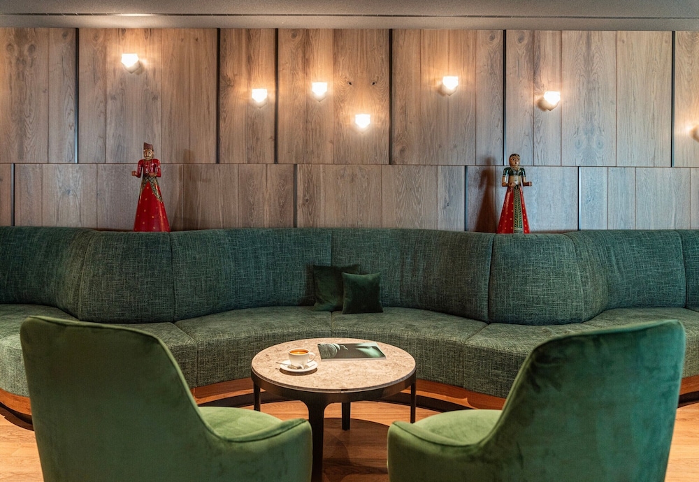 Hotel Antares 51/70