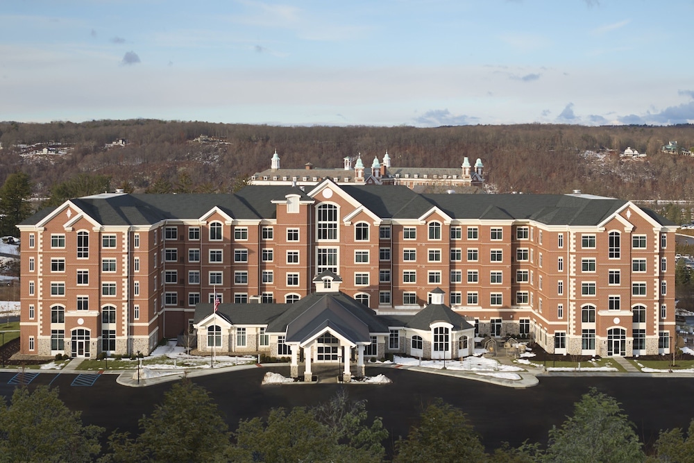 Inn at Bellefield / Hyde Park 42/44