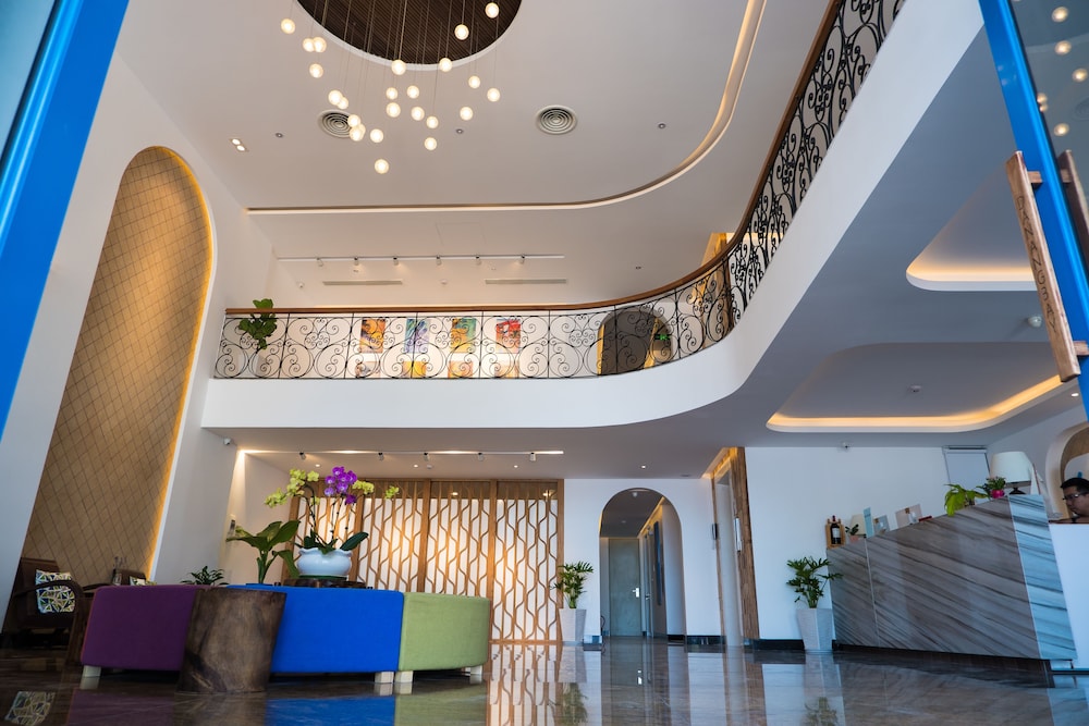 Santori Hotel Danang Bay 7/74