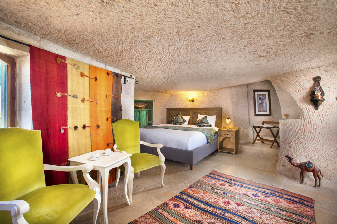 Cave, Imperial, Suite, Hot Tub, Balcony