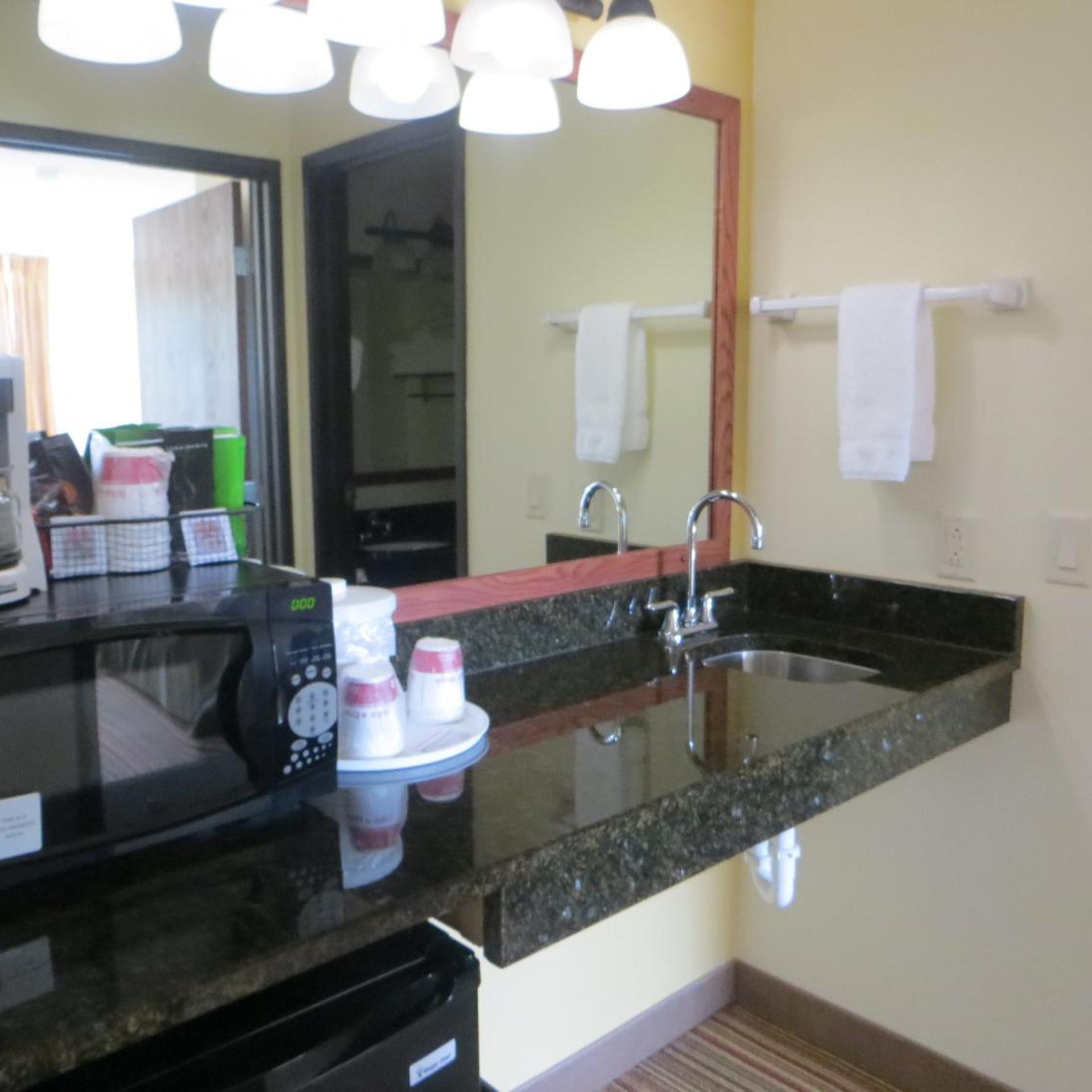 جناح بغرفة نوم واحدة، Ramada by Wyndham Wisconsin Dells 5/5