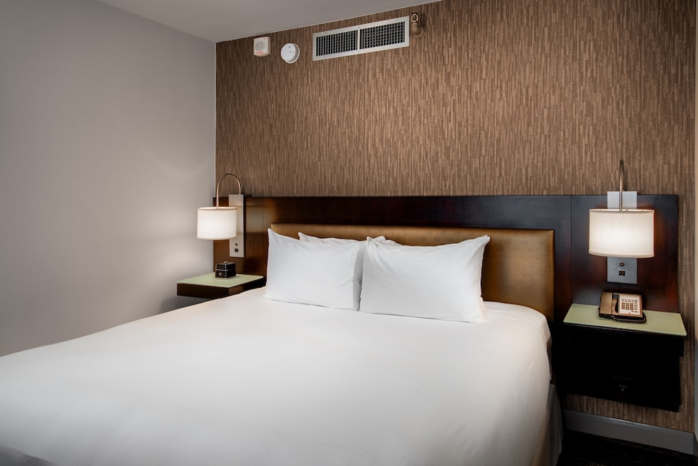 Hyatt Regency Indianapolis 10/69