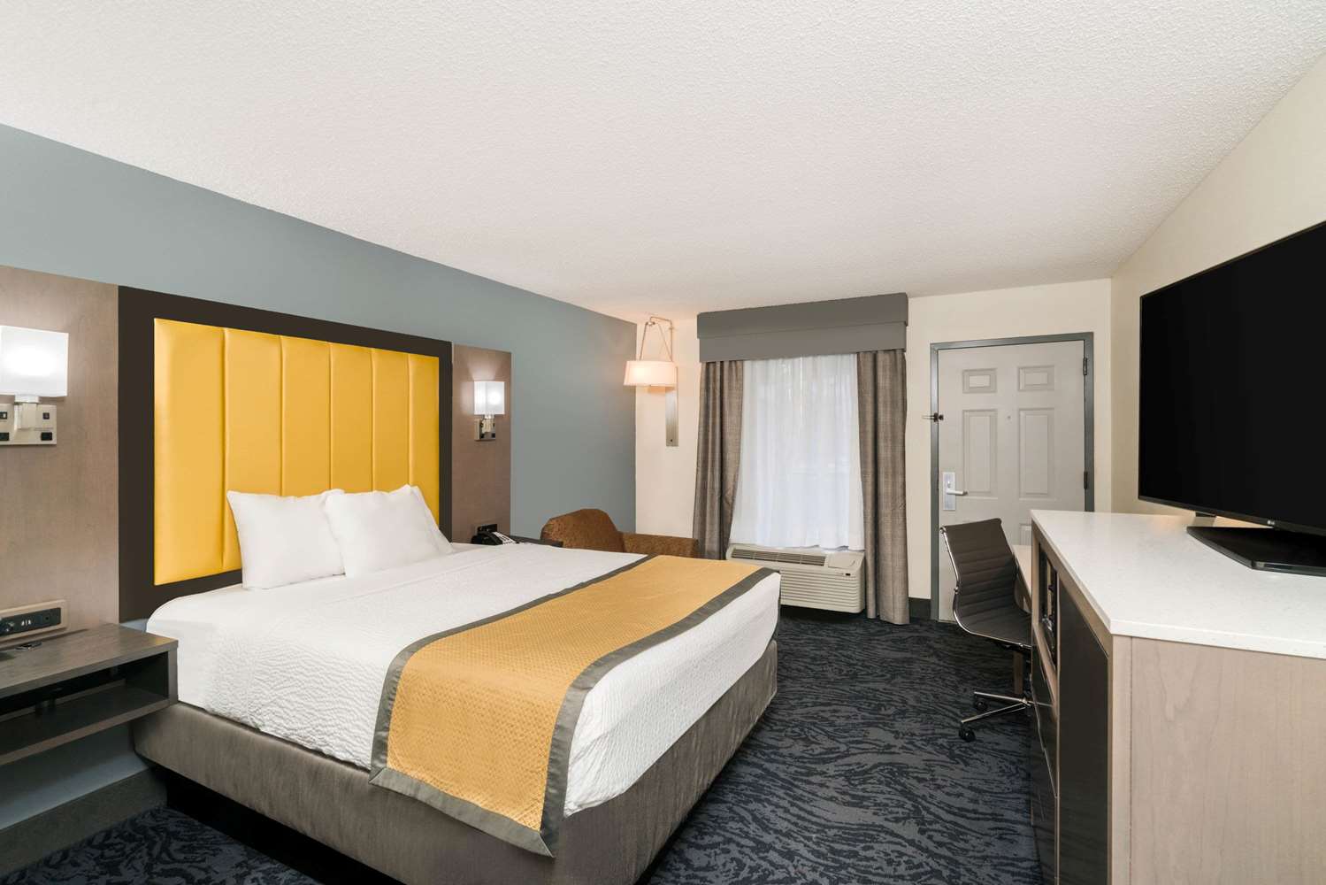 Baymont by Wyndham Franklin/Cool Springs 20/36