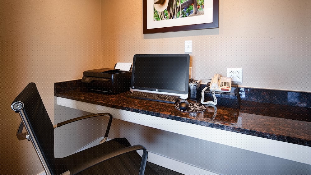 Best Western Caprock Inn 23/30