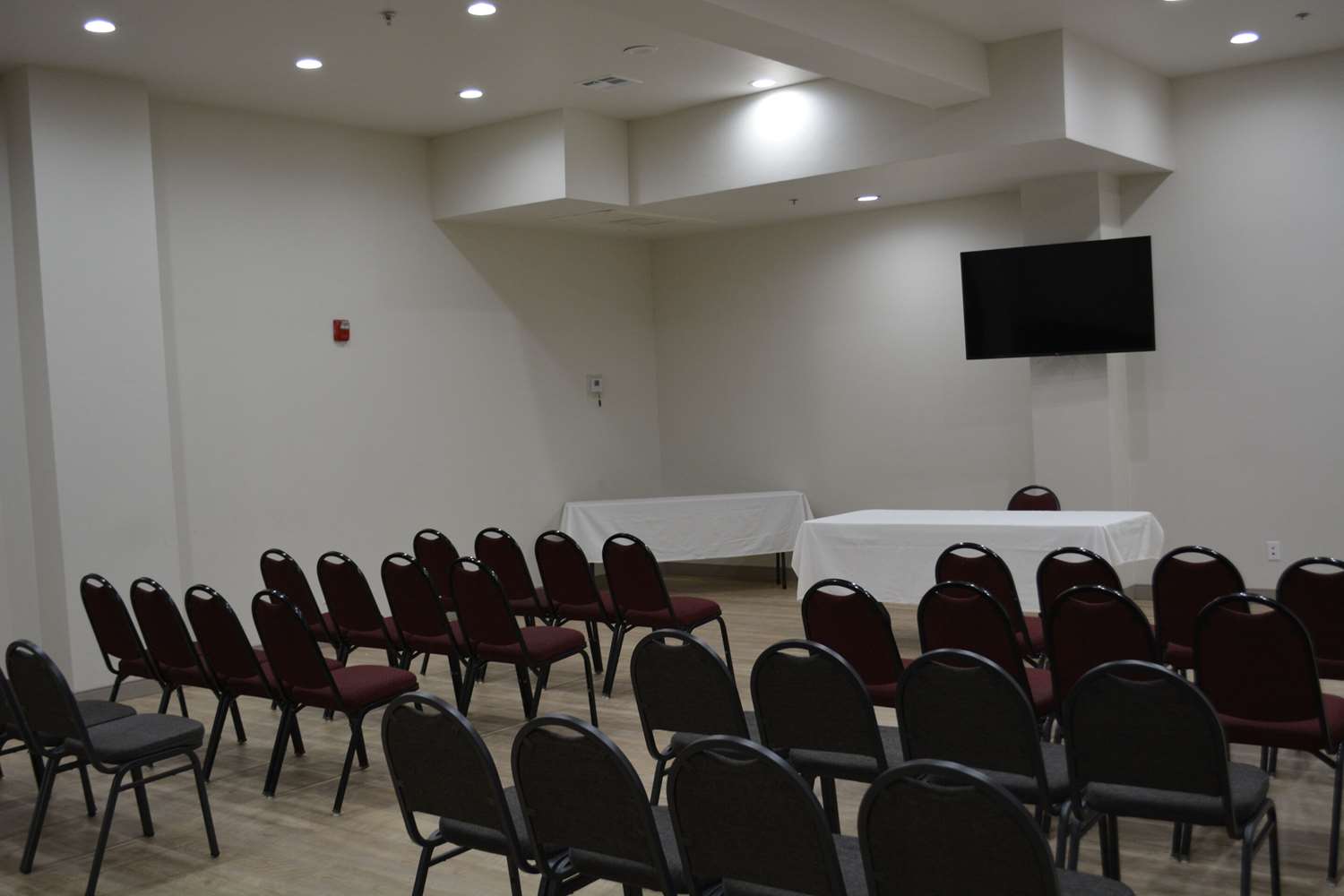 Comfort Suites Yukon SW Oklahoma City 12/17