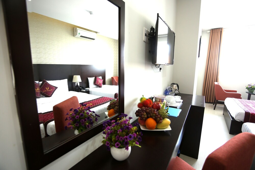 Huong Son Hotel 46/54