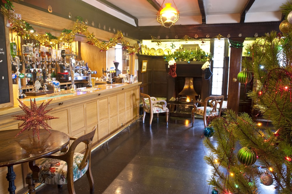 Newby Bridge Hotel 12/60