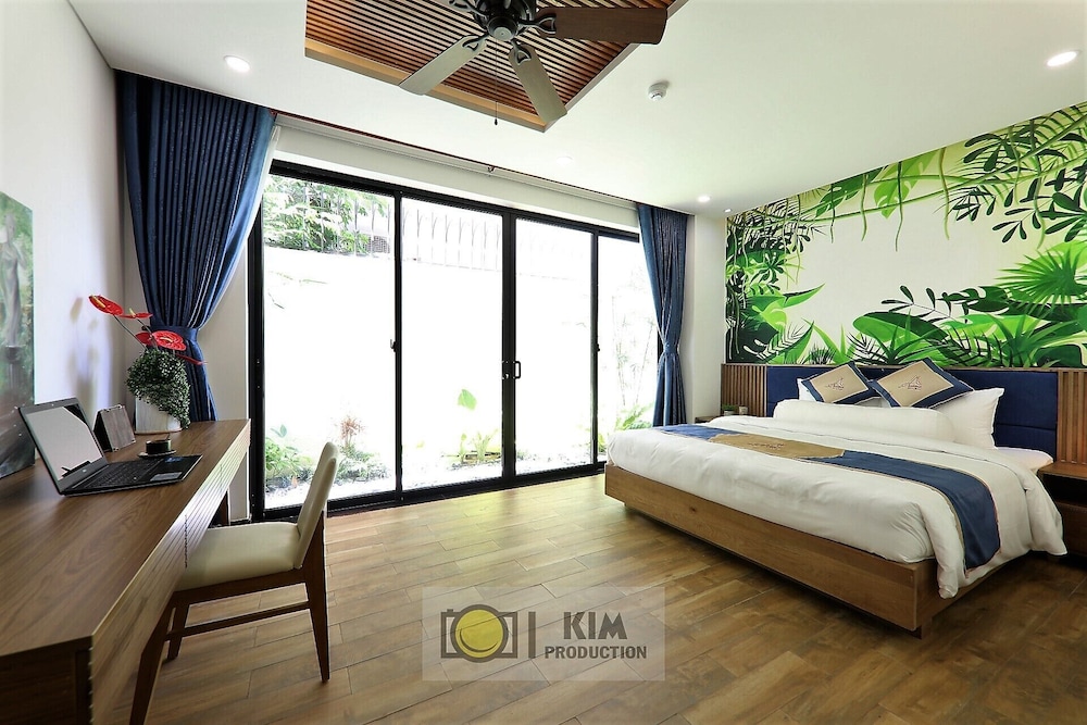 LUXURY, APARTMENT, BALCONY