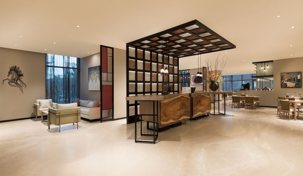 Ibis Mumbai BKC 57/75