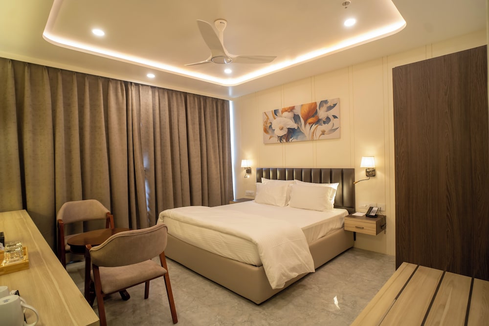 Mastiff Select Medha Plaza, Deoghar 12/30