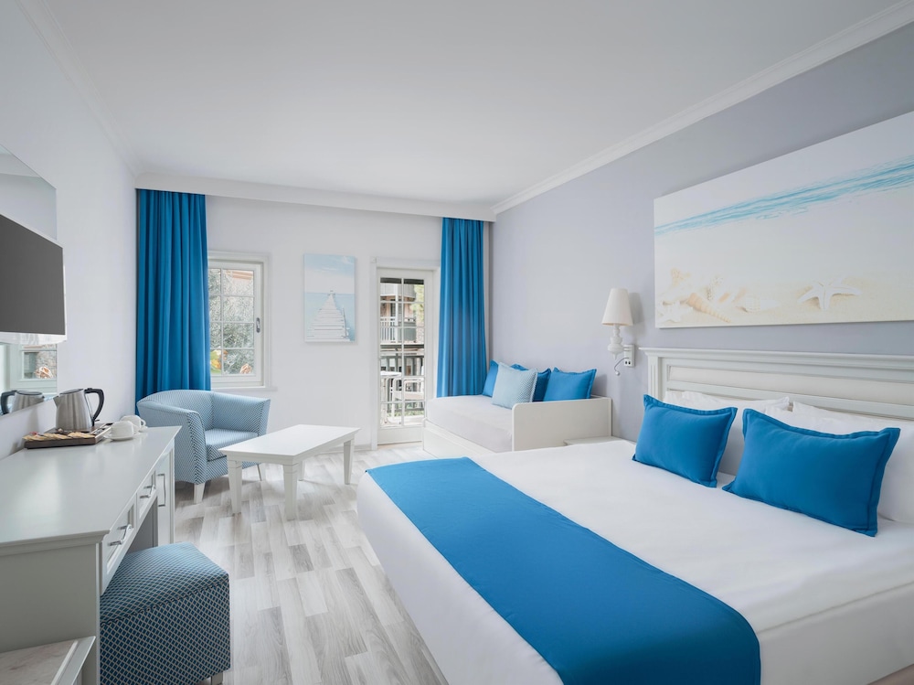 Selectum Collection Bodrum 17/50