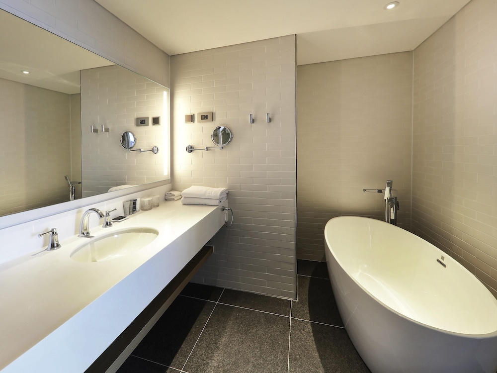 Mercure Ambassador Ulsan 49/50
