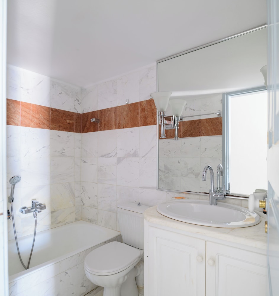 Sunset, Suite, Mansion, Queen and Twin Beds، Aigialos Niche Residences & Suites 4/6