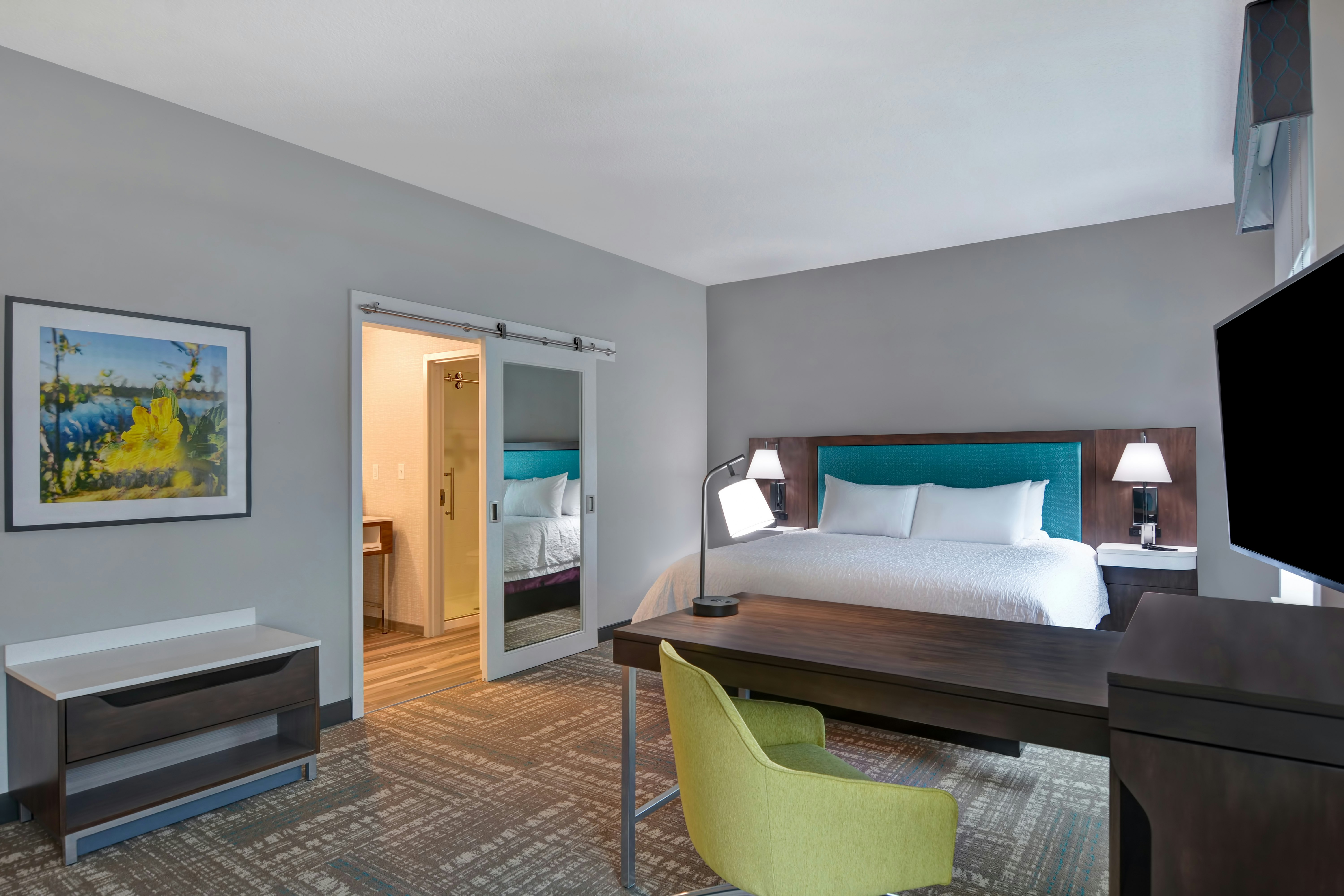 ROOM, KING BED, ACCESSIBLE