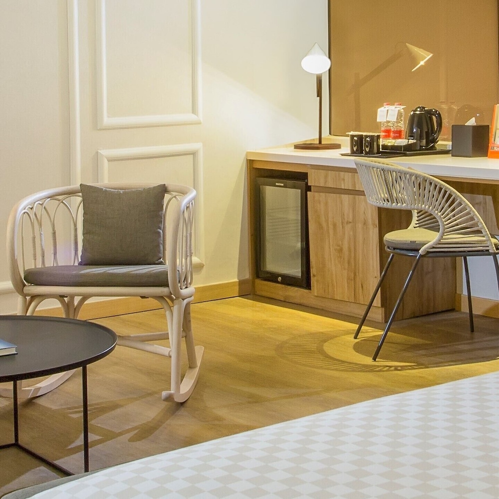 Swiss-Belinn Singkawang 67/74