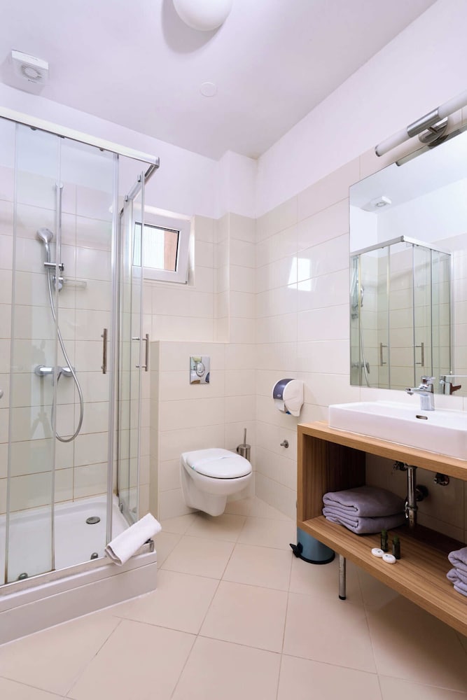Hotel Phoenix Velika Gorica 32/36