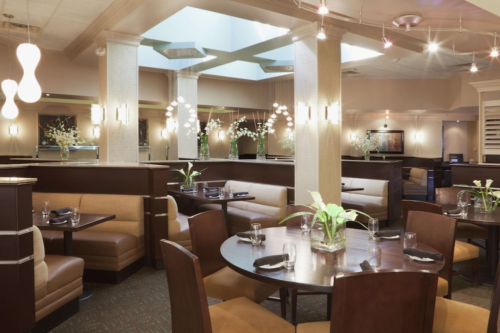 Doubletree By Hilton Hotel Jackson 47/53