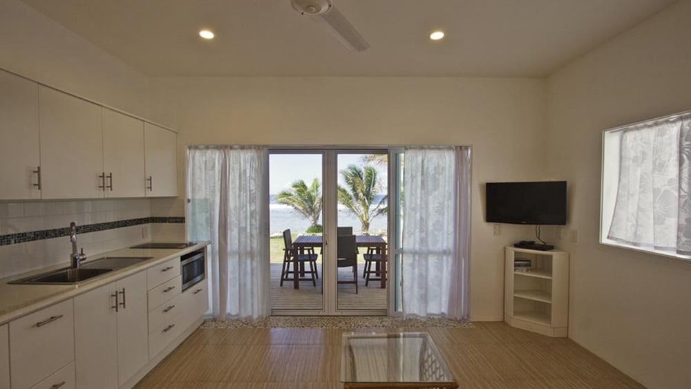 Seaside Beachfront Villas 11/20