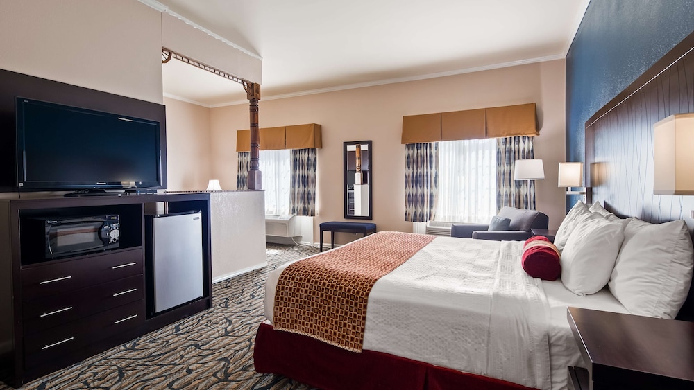 Best Western Spring Hill Inn & Suites 10/32