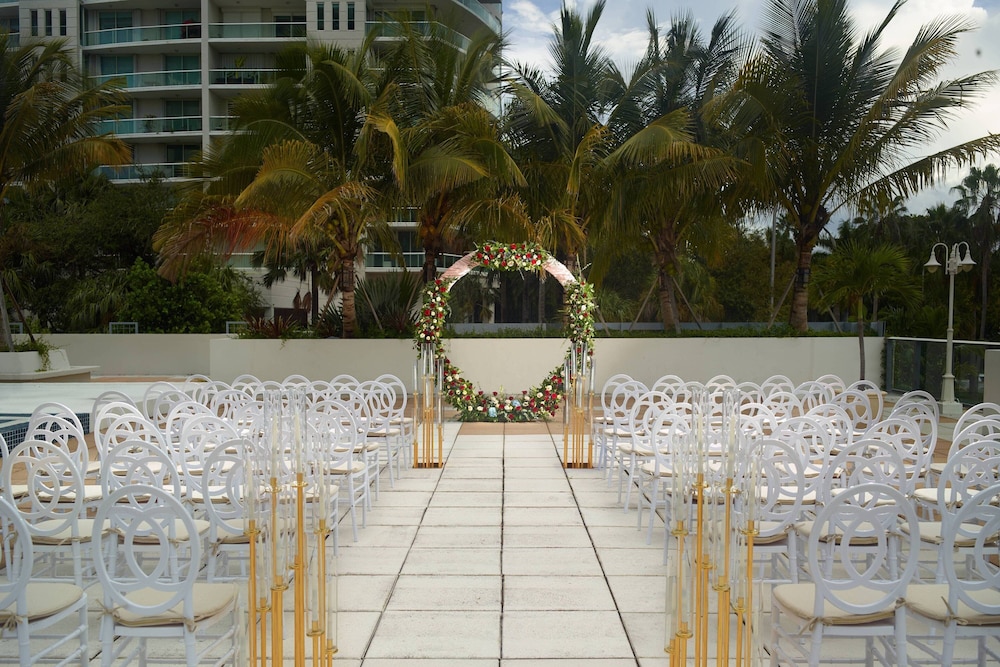 Courtyard Miami Coconut Grove Hotel 14/53