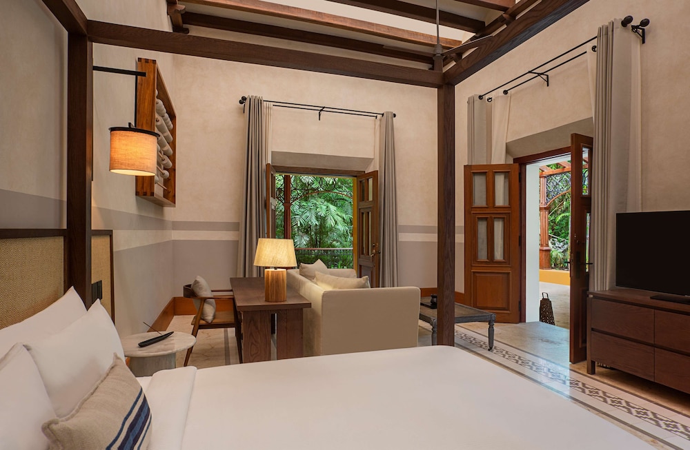 Pool, Xcanatun, Suite, King Bed