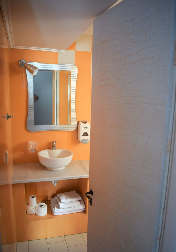 Malemi Organic Hotel 54/56