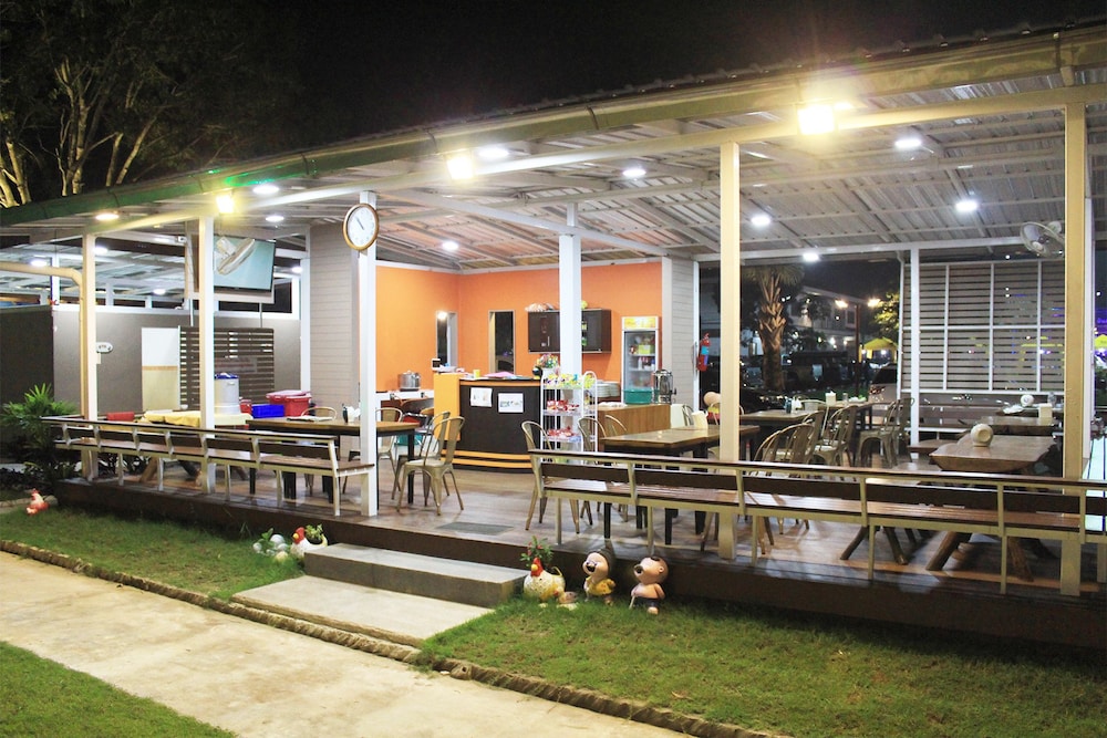 Pueanjai Resort and Restaurant (Ex Klednatee Chumphon Resort and Spa) 28/34