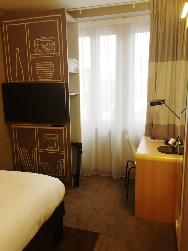 ibis Clichy Centre Mairie 30/70