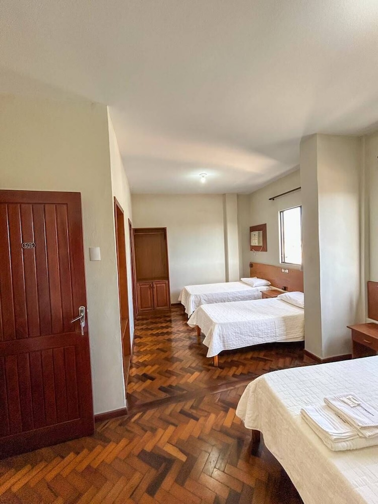Acomodare Hotel 13/43