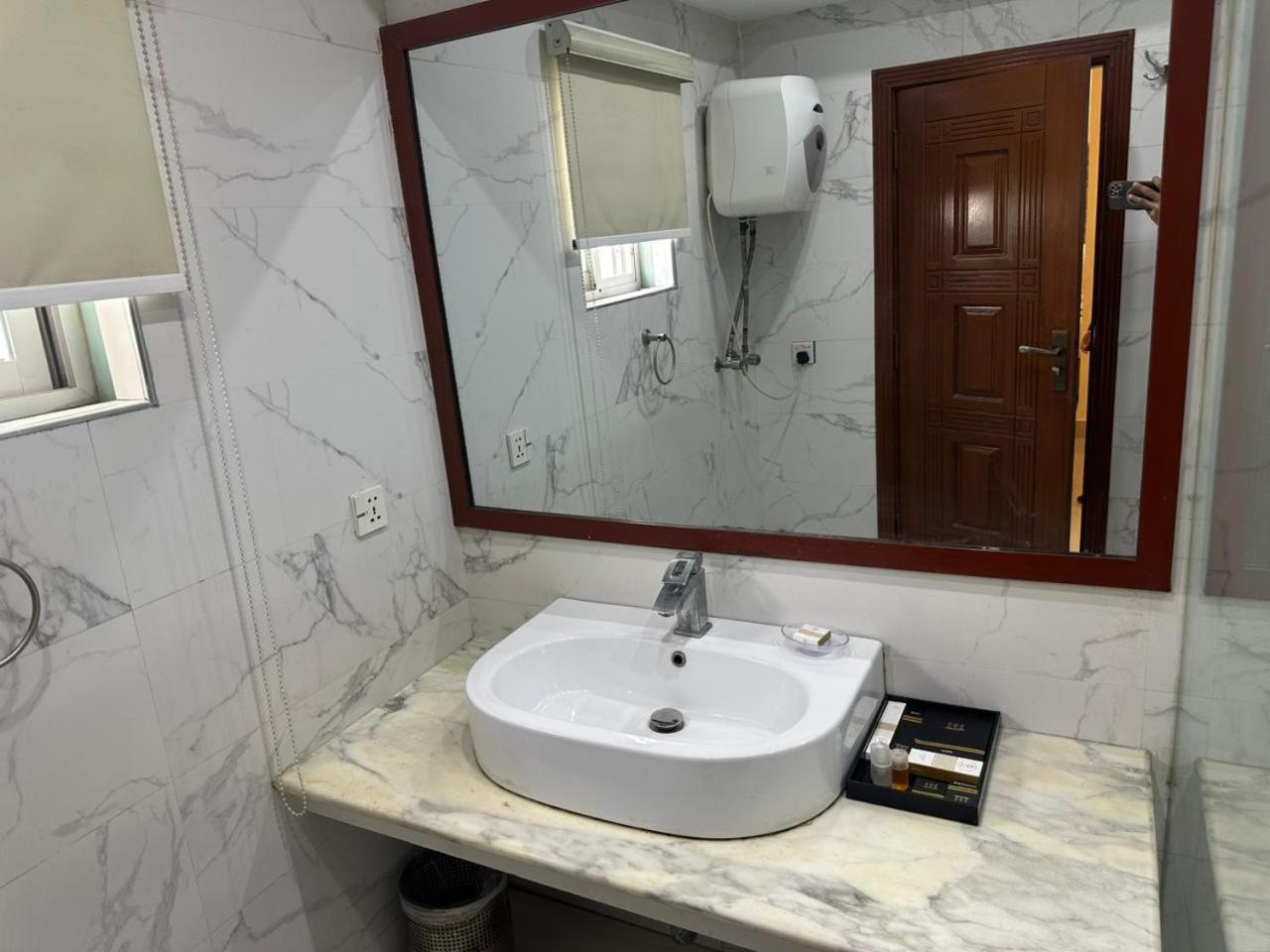 City Oasis Hotel 57/62