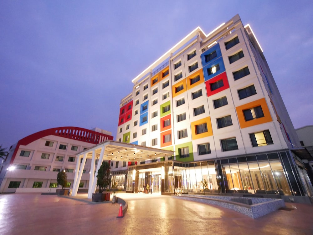 L'arc Hotel 2/51