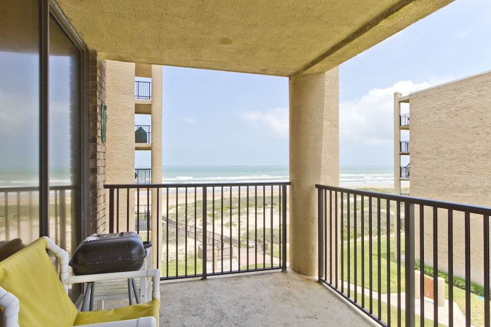 Sea Vista by South Padre Condo Rentals 47/50