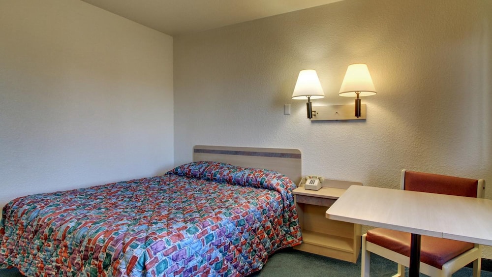 Motel6 Owensboro, KY 28/50