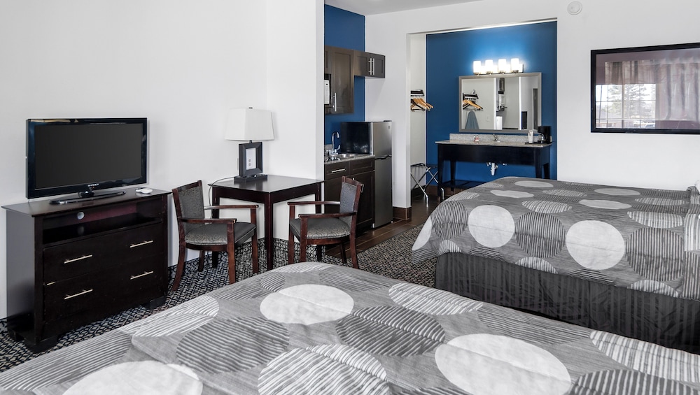 Belmont Inn and Suites 46/58