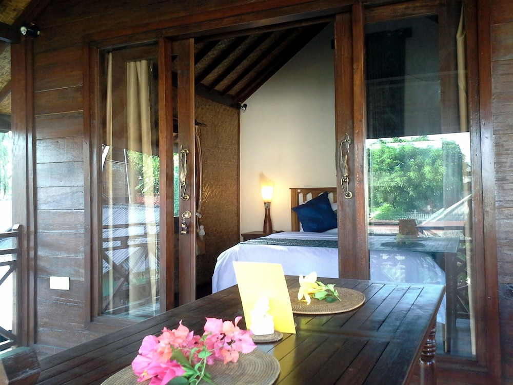 Puri Sayang Bungalows 27/50